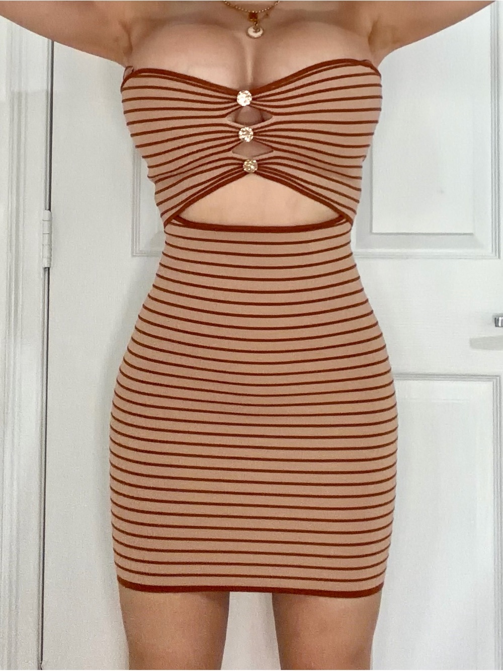 Windsor Easily Stunning Strapless Cutout Striped Mini Dress – Size M - Picture 1 of 4